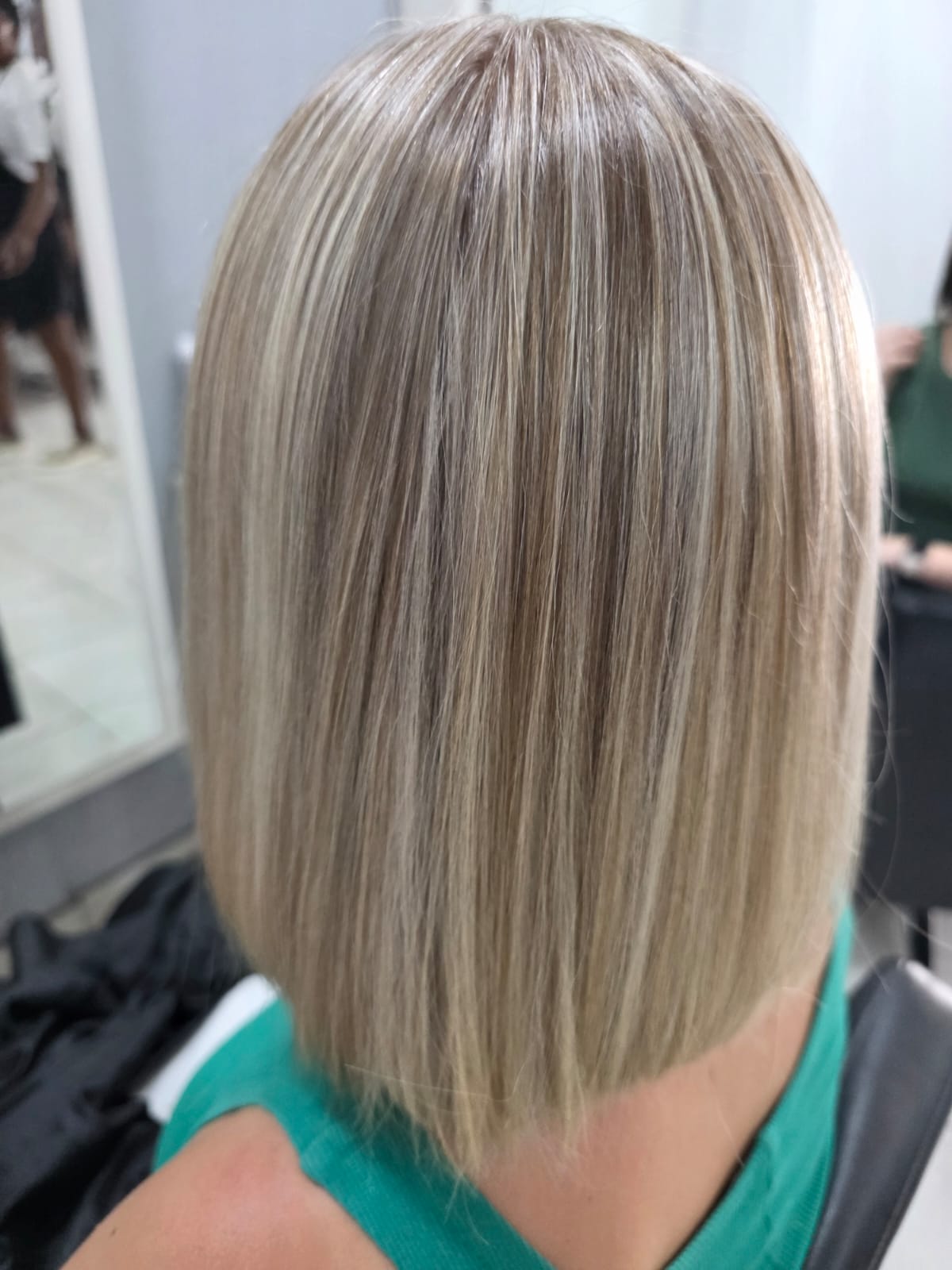 Ash blonde lob with highlights