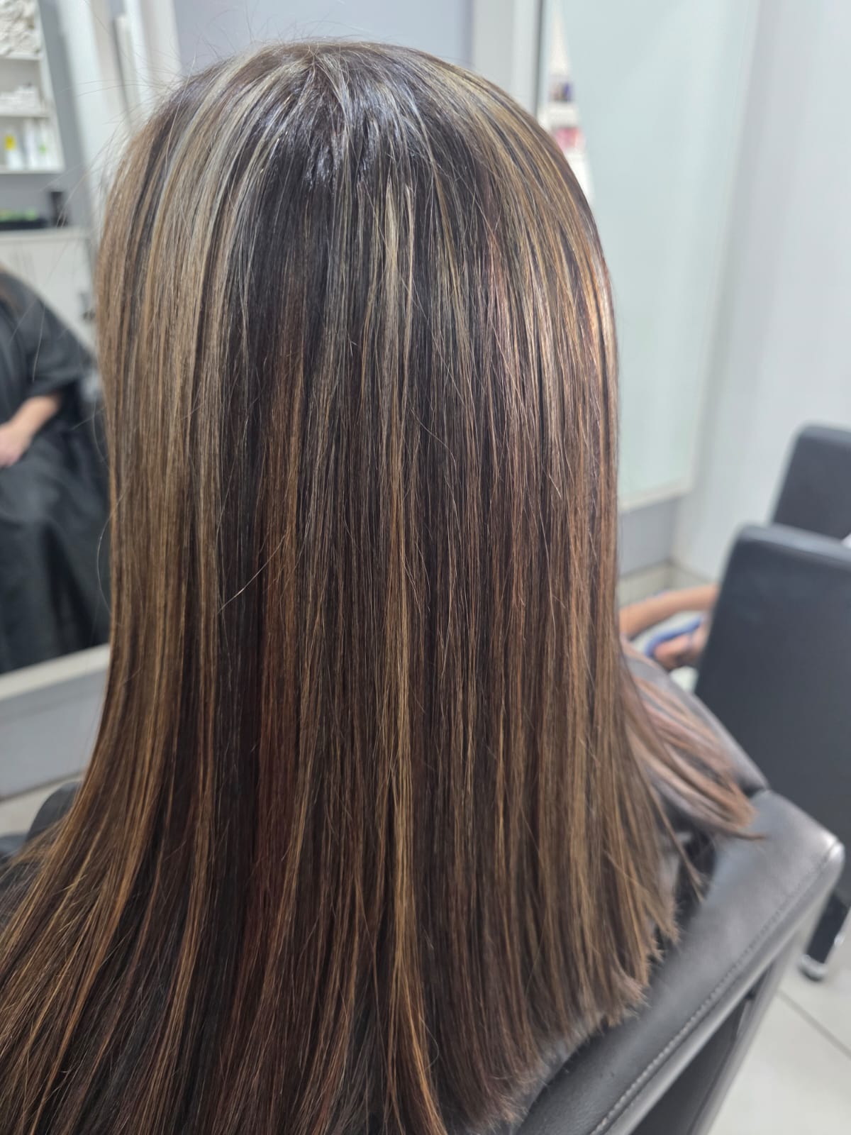 Chunky caramel highlights